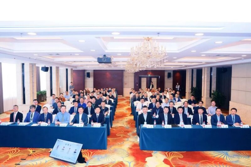 川粤双向求索，疝妇同频精进｜借力行业学术峰会，赋能专科高质量前行